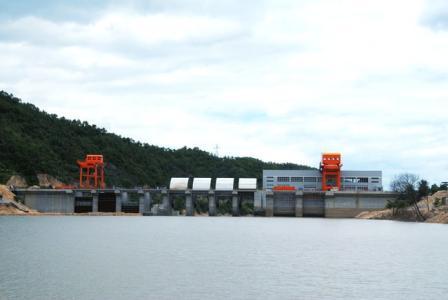 中電投江西三和躍洲水電站、峽山水電站項(xiàng)目發(fā)電機(jī)電阻柜運(yùn)行良好